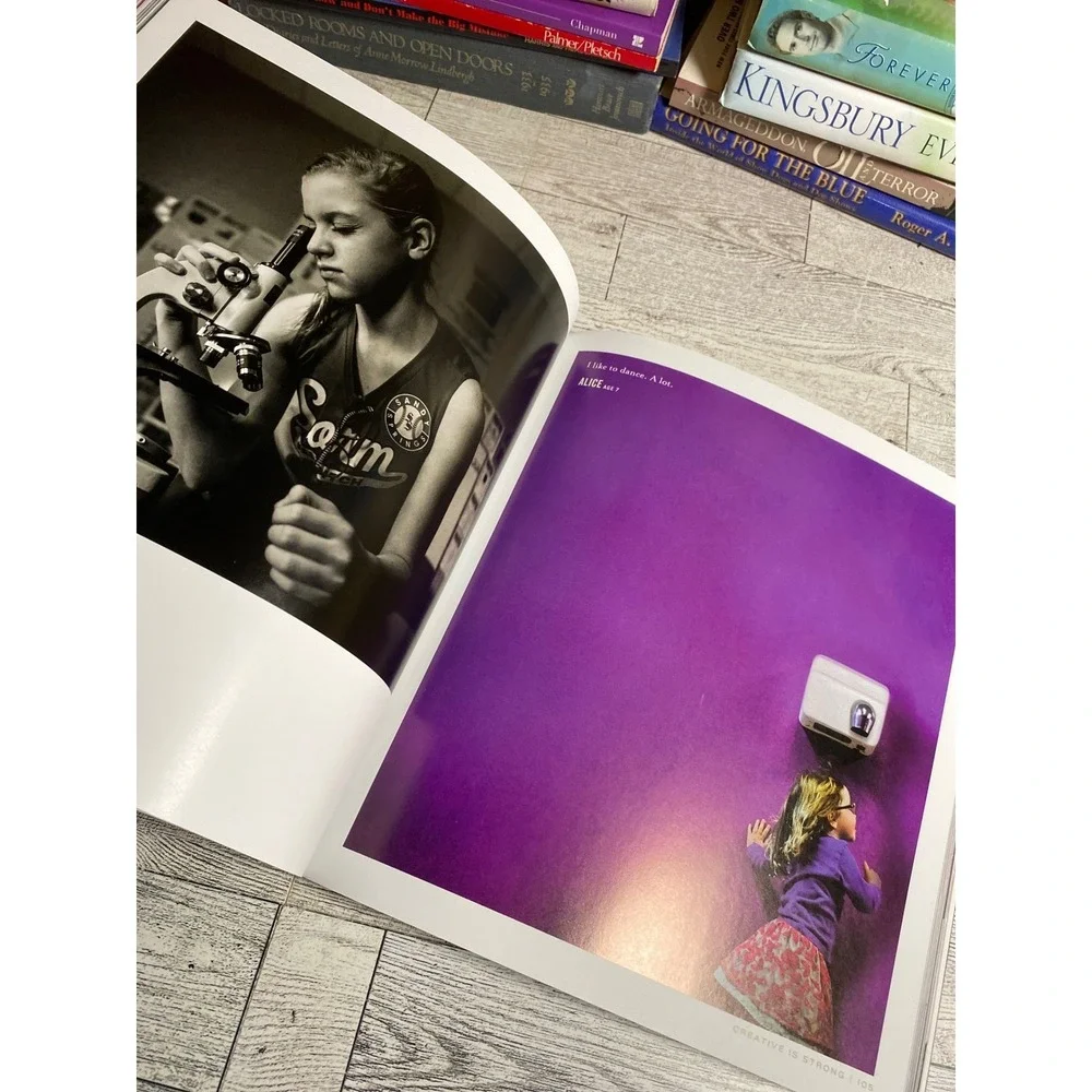Strong Is the‎ New Pretty Kate Parker 2017 Photography Empower Female Girl Book